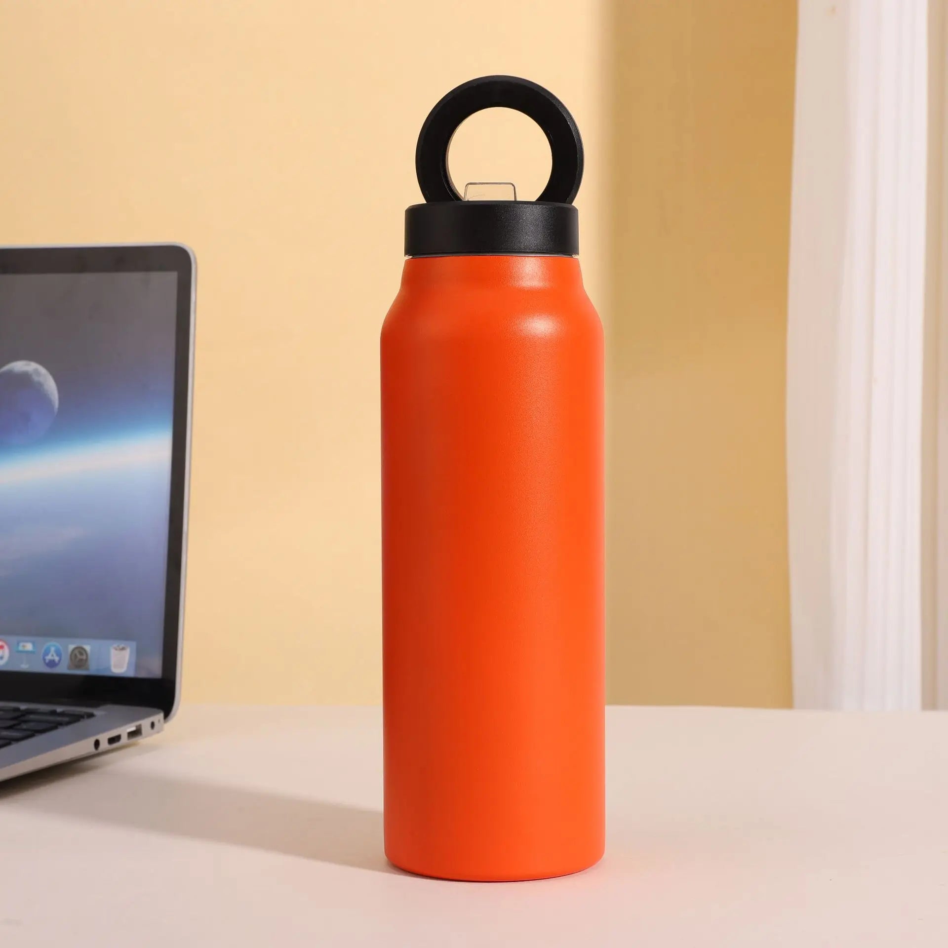 Painted Sports Thermos 24oz Vacuum Flask with Magnetic Phone Rack | Stainless Steel Water Bottle